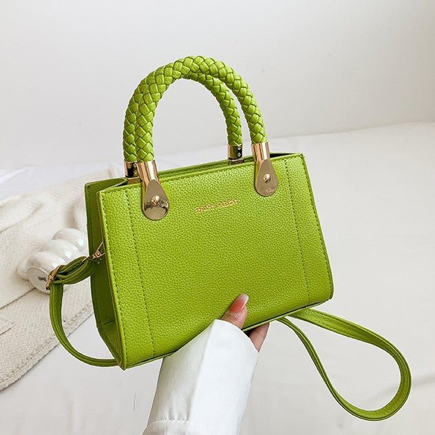 Women's Bag Trendy Fashion Ins Lychee Pattern Portable $27.94 Dana Fashion Color: Black Women's Bags Product information: Lining texture: without lining Applicable scenarios: Daily matching Color: white, black, blue, khaki, green, Rose Red, Purple Outer b