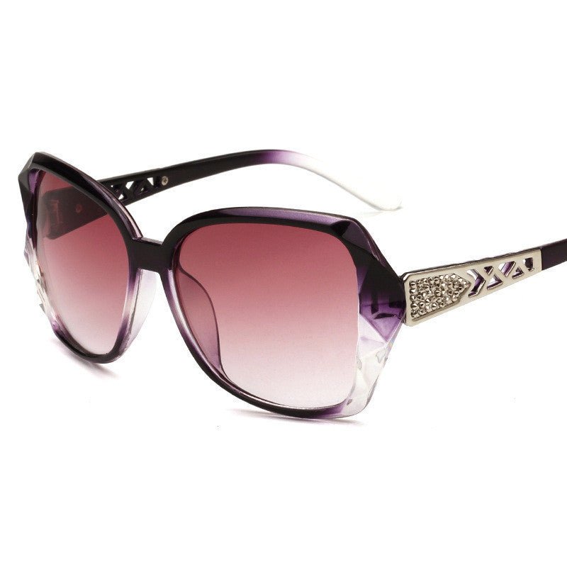 Women's Big Frame Sunglasses Women Retro Sunglasses $15.00 Dana Fashion Color: Asymptotic purple style: 1PC Women's Accessories Product Information: Lens material: resin lens Frame material: PC+metal Style: popular fashion retro Function: Anti-UV decorati
