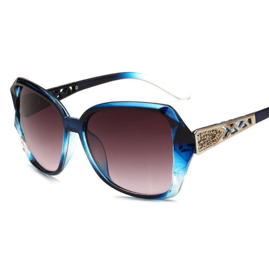 Women's Big Frame Sunglasses Women Retro Sunglasses $15.00 Dana Fashion Color: Asymptotically blue style: 1PC Women's Accessories Product Information: Lens material: resin lens Frame material: PC+metal Style: popular fashion retro Function: Anti-UV decora