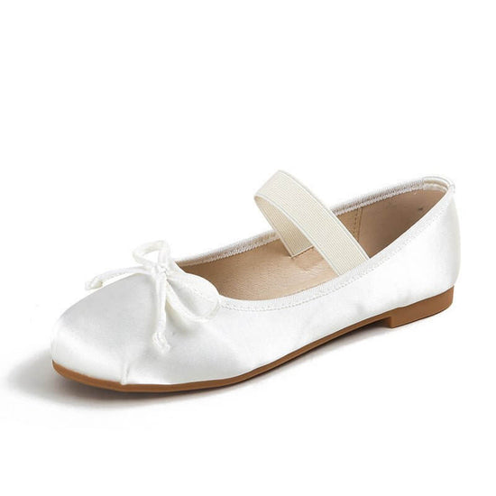 Women's Bow Tie Silk Satin Flat Shoes $39.50 Dana Fashion Color: White Size: 33 Women's shoes Overview: Unique design, stylish and beautiful. Good material, comfortable feet. A variety of colors, any choice. Specification: Toe shape: round head Upper mate