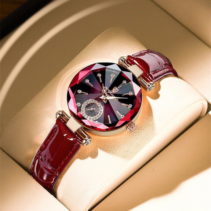 Women's Casual Fashion Waterproof Leather Strap Watch $78.04 Dana Fashion Color: Blue Women's Accessories Product information: Special features: decoration Display Type: Pointer Waterproof performance: 50m Movement type: Quartz Thickness: 6mm Dial diamete