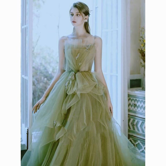 Women's Casual Versatile Green Forest Style Dress $128.90 Dana Fashion Color: Avocado Green Size: L Women's clothing Product information: Fabric name: Polyester Fiber Color: avocado green Sleeve type: sleeveless Main fabric composition: Other Waist Type: