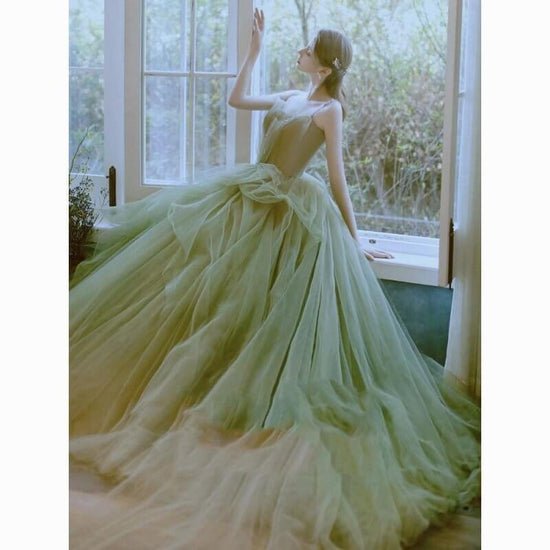 Women's Casual Versatile Green Forest Style Dress $128.90 Dana Fashion Color: Avocado Green Size: L Women's clothing Product information: Fabric name: Polyester Fiber Color: avocado green Sleeve type: sleeveless Main fabric composition: Other Waist Type: