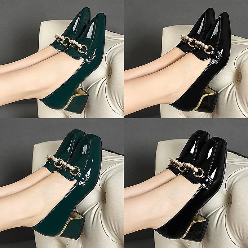 Women's Chunky Heel Plus Size Soft Leather Shoes $54.64 Dana Fashion Color: Black Pointed Toe Size: 34 Women's shoes Product information: Pattern: solid color Color: Black pointed style, Green pointed style, black square style, Green Square style Heel hei