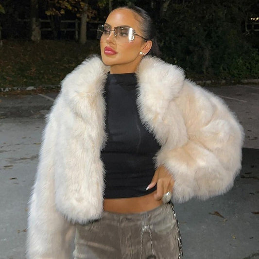 Women's Clothing Cardigan Thickened Plush Long Sleeve $55.99 Dana Fashion Color: Apricot Size: L Women's clothing Product information: Color: Apricot Size: S,M,L Version: Loose Popular elements: hide hooks Thickness: thick Sleeve type: sleeve Main fabric