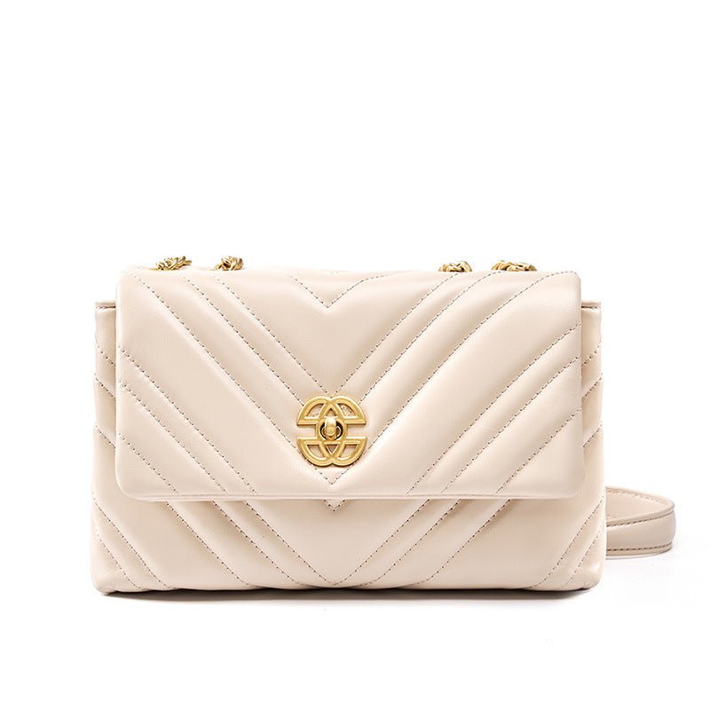 Women's Cowhide Diamond Chain Square Shoulder Messenger Bag $96.99 Dana Fashion Color: Apricot Women's Bags Product information: Lining texture: Polyester Color: Black, apricot Outer bag type: clamshell bag Leather features: first layer cowhide Hardness: