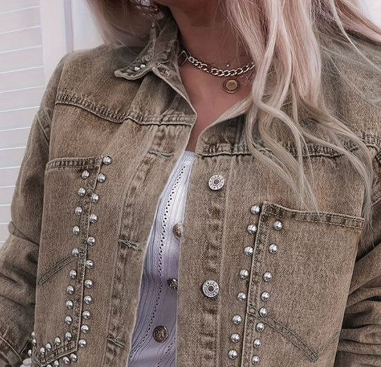 Women's Decorative Rivets Denim Jacket $59.50 Dana Fashion Color: Khaki Size: L Women's clothing Product information: Fabric name: denim Color: khaki Sleeve type: regular sleeve Main fabric composition: Cotton Size: XS,S,M,L Version: Regular Length: norma