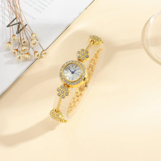 Women's Diamond All-match Bracelet Watch $20.60 Dana Fashion Color: Gold Small Flower Watch Women's Accessories Product information: Color: gold small flower watch, rose gold small flower watch, Silver small flower watch Thickness: 8mm Packing specificati