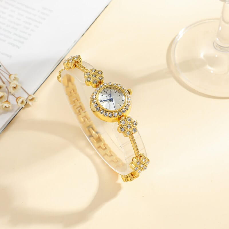 Women's Diamond All-match Bracelet Watch $20.60 Dana Fashion Color: Gold Small Flower Watch Women's Accessories Product information: Color: gold small flower watch, rose gold small flower watch, Silver small flower watch Thickness: 8mm Packing specificati