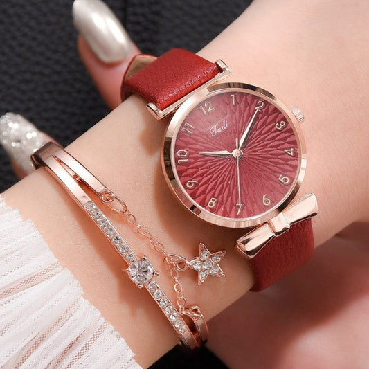 Women's Digital Alloy Watch Bracelet $19.20 Dana Fashion Color: Belt Black Suit Women's Accessories Product information: Special function: decoration, world time Display type: pointer Thickness: 10mm Dial diameter: 37mm Mirror material: mineral reinforced