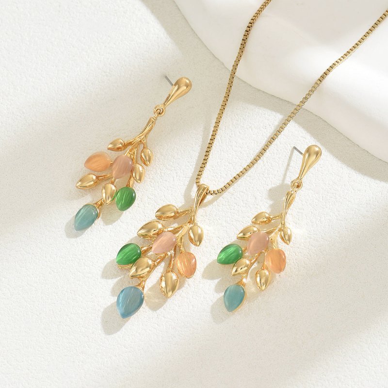 Women's Earrings Necklace Jewelry Suit Wheat $35.22 Dana Fashion Color: XL54071 Women's Accessories Product information: Pattern: plants and flowers Treatment Process: inlay Color: XL5407-1,XL5407-2 Applicable population: Female Inlaid material: Gem Mater