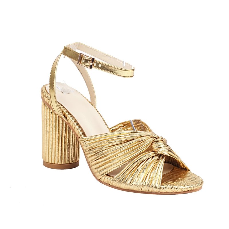 Women's Fashion Bowknot Chunky High Heels $56.63 Dana Fashion Color: Gold Size: 34 Women's shoes Product information: Toe bracket shape: Fish Mouth Color: black, gold, brown Shoe Upper material: PU Size: 34,35,36,37,38,39,40 custom no return, 41 custom no
