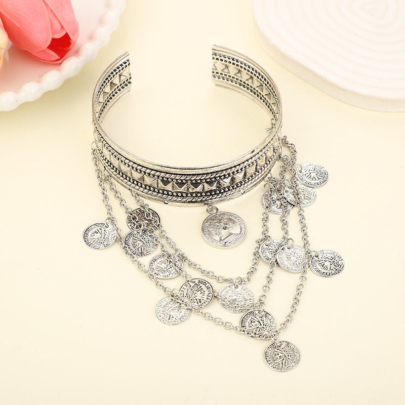 Women's Fashion Metal Coin Tassel Arm Chain $11.55 Dana Fashion Color: White Women's Accessories Product information: Color: white, gold Style: Women's Function: Decoration Material: Metal Shape: Wave Packing list: Arm bracelet *1 Product Image: