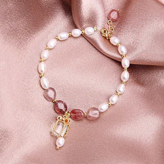Women's Fashion Personalized Natural Pearl Bracelet $19.00 Dana Fashion Color: Green Ghost Women's Accessories Product information: Color: Strawberry quartz natural freshwater pearl, green ghost natural freshwater pearl, purple crystal natural freshwater