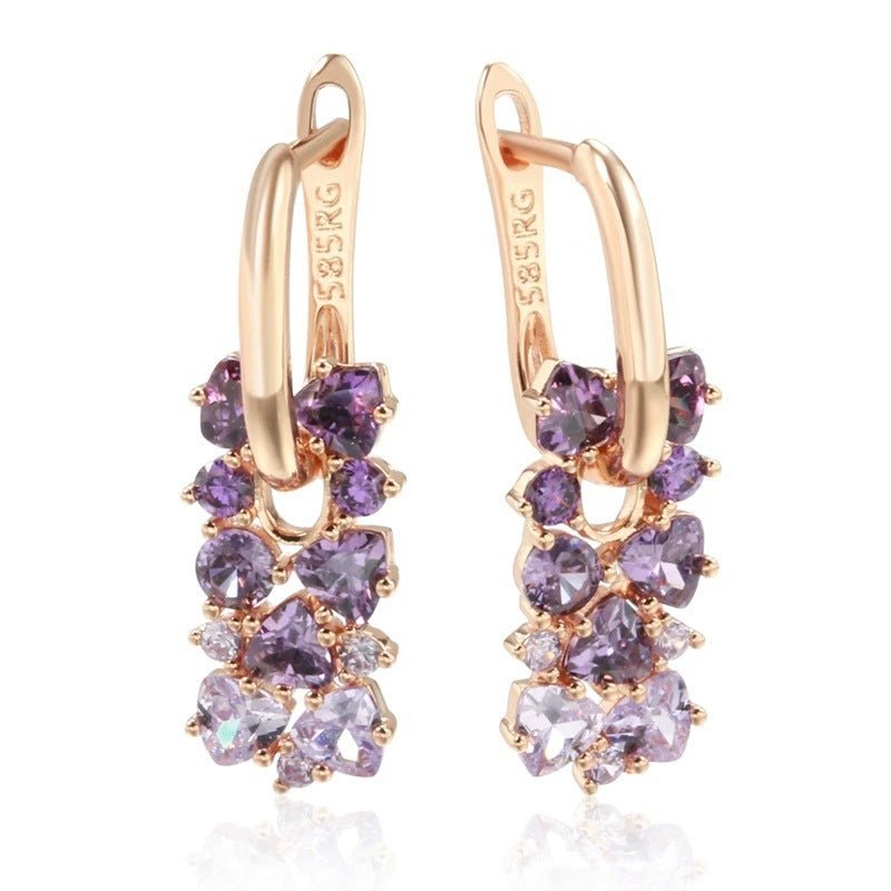 Women's Fashion Simple Geometric Square Zircon Earrings $20.00 Dana Fashion Style: Z1510 Women's Accessories Product information: Color: H1510 Material: Copper Shape: U-shaped Popular elements: Chamfered square grain Style: Original design Packing list: E