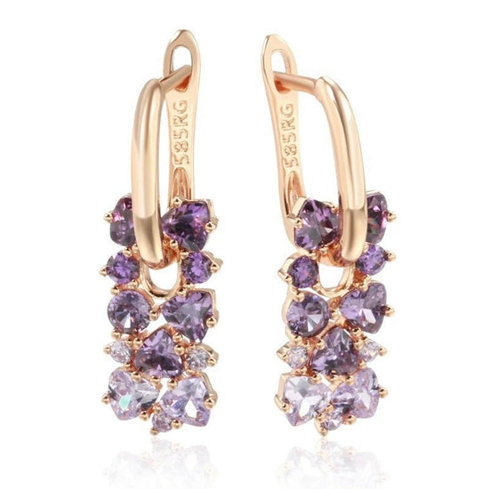 Women's Fashion Simple Geometric Square Zircon Earrings $20.00 Dana Fashion Style: Z1510 Women's Accessories Product information: Color: H1510 Material: Copper Shape: U-shaped Popular elements: Chamfered square grain Style: Original design Packing list: E