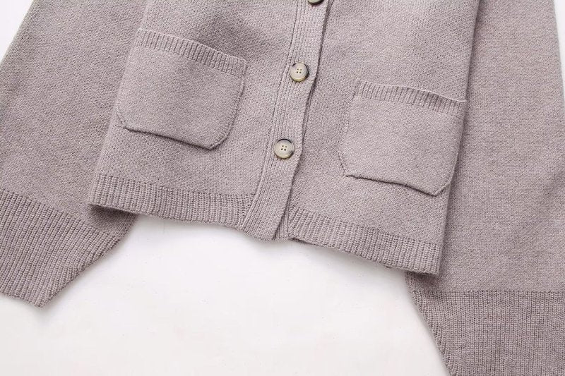 Women's Fashion Simple Style Knitted JacketDana FashionDana Fashion{{ product_title Women's clothing }} - Dana Fashion