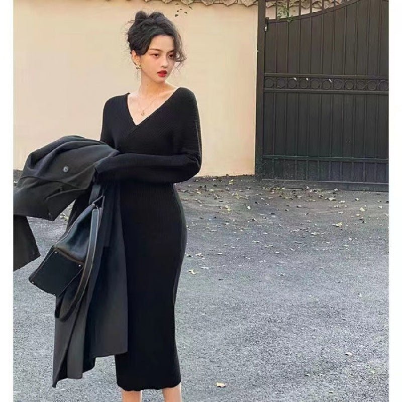 Women's Fashion Slim French Waist Dress $52.37 Dana Fashion Color: Black Size: 2XL Women's clothing Product information: Pattern: solid color Color: Brown, Milky White, deciduous brown, black Size: S ,M,L,XL,2XL,3XL,4XL Fabric name: Wool blend Skirt Categ