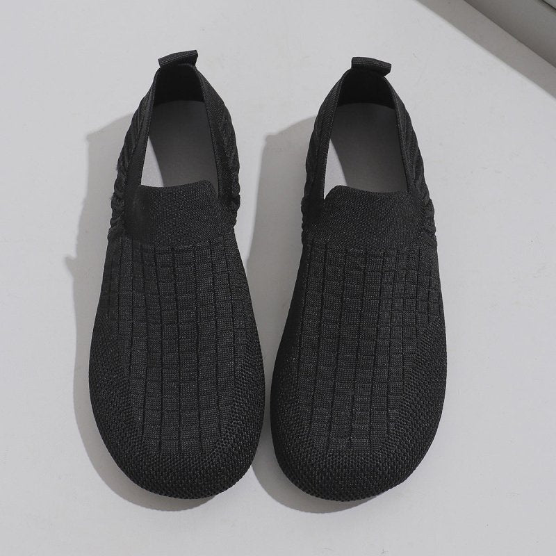 Women's Fashion Solid Color Casual Flat Shoes $29.31 Dana Fashion Color: Apricot Size: 36 Women's shoes Product information: Pattern: solid color Applicable sports: Universal Color: Black, apricot, Brown, sky blue, dark gray Heel shape: flat heel Size: 36