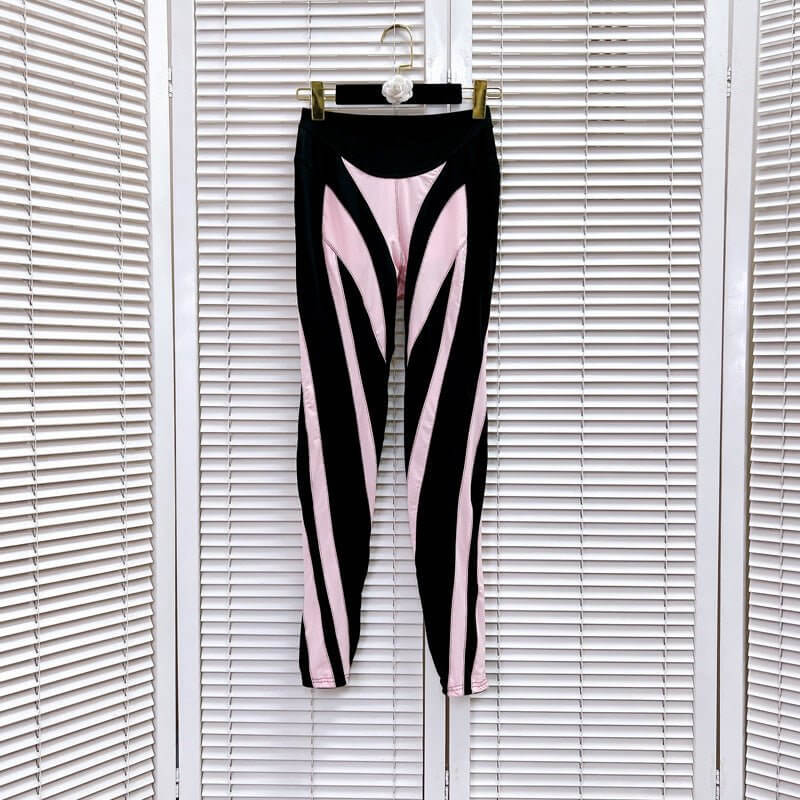 Women's Fashion Stitching Mesh Leggings $199.00 Dana Fashion Color: Black size: L Women's clothing Product information: Fabric name: Polyester Color: black, pink, khaki Pants length: cropped pants Size: S,M,L Size Information: Note: 1. Asian sizes are 1 t