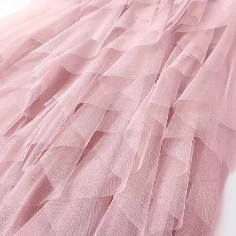 Women's Fashionable All-matching Slimming Mesh Skirt $39.50 Dana Fashion Color: Black Size: L Women's clothing Product information: Pattern: solid color Fabric name: Polyester Skirt type: asymmetric skirt Color: pink, black Size: S,M,L,XL,XXL Style: sweet