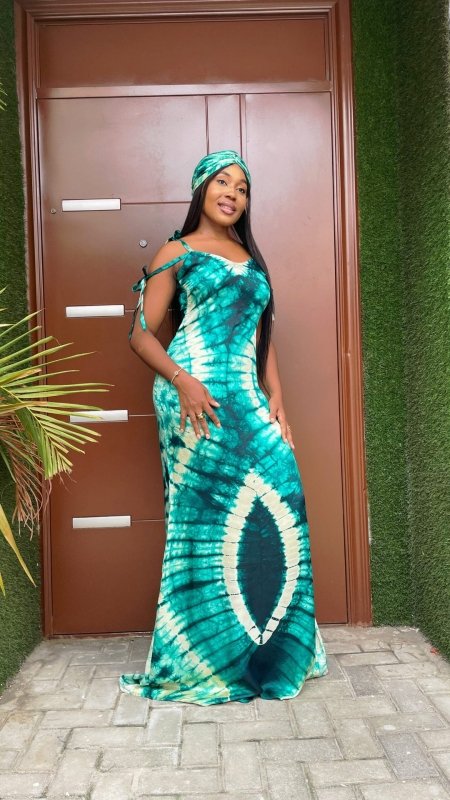 Women's Fashionable Printed Suspenders Slim Fit Long Dress Long Dress Scarf $49.90 Dana Fashion Color: Peacock Blue Size: L Women's clothing Product information: Pattern: Rainbow Skirt type: hip skirt Color: dark pink, orange, peacock blue Waist Type: Mid