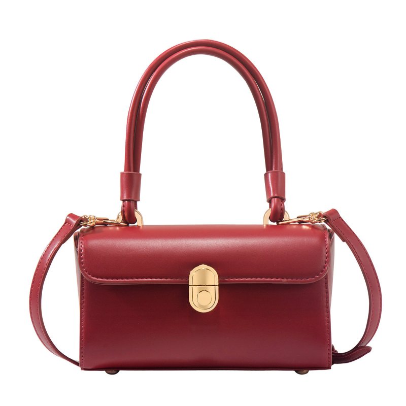 Women's Fashionable Red Retro Shoulder Messenger BagDana FashionDana Fashion{{ product_title Women's Bags }} - Dana Fashion