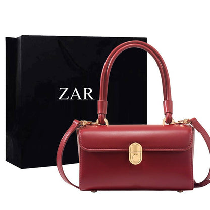 Women's Fashionable Red Retro Shoulder Messenger BagDana FashionDana Fashion{{ product_title Women's Bags }} - Dana Fashion