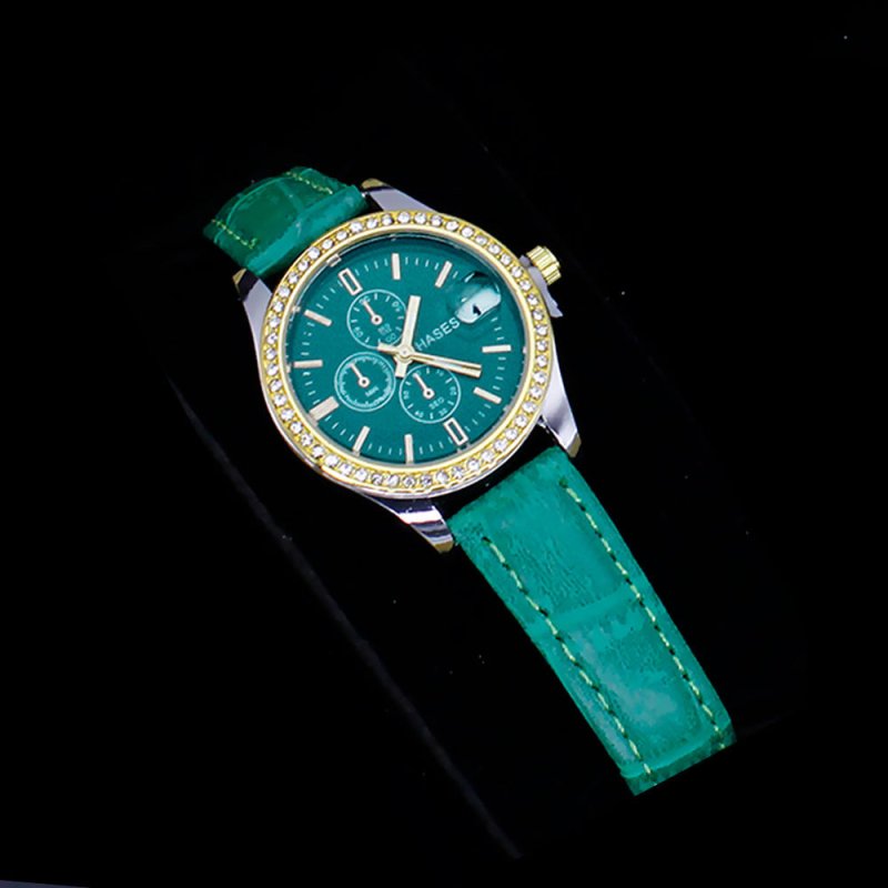 Women's Five-piece Square Jewelry Watch $29.76 Dana Fashion Color: Green Face Green Belt Watch Women's Accessories Product information: Watch-buttom material: Stainless steel Crown type: Spiral crown Mirror material: ordinary glass mirror Dial diameter: 3