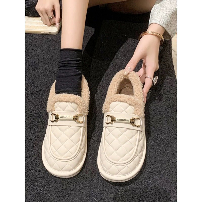 Women's Flat Bottomed Warm And Fluffy Cotton Shoes $29.99 Dana Fashion Color: White Size: 36 Women's shoes Product information: Lining material: artificial plush Color: D11 non-Bean Cotton [Brown],D11 non-Bean Cotton [white],D11 non-Bean Cotton [black]] U