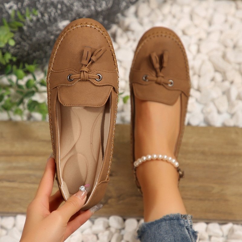 Women's Flat Pumps Loafers Plus Size $39.90 Dana Fashion Color: Brown Size: 36 Women's shoes Product information: Pattern: solid color Lining material: PU Applicable sports: Universal Color: navy blue, black, brown, khaki, gray, pink Upper height: low top