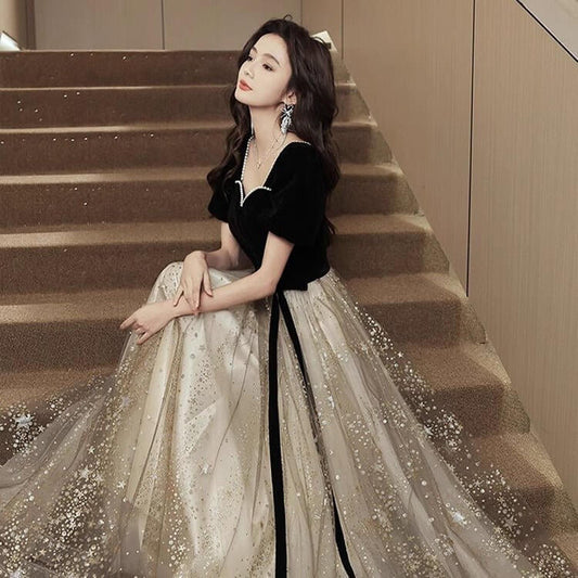 Women's French Light Luxury And Luxurious Black Evening Dress $98.50 Dana Fashion Color: Black Size: L Women's clothing Product information: Fabric name: Mesh Applicable scenario: Adult Ceremony Color: Black Main fabric composition: Regenerated Cellulose