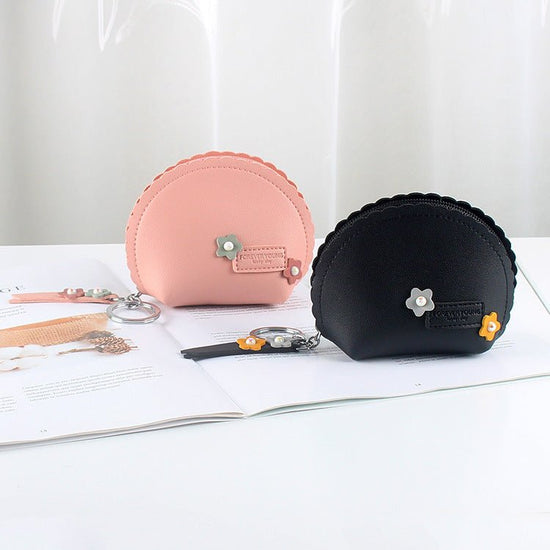 Women's Hand Holding Fan Small And Simple Coin Key Case One-piece Zipper Waterproof Coin Purse $10.75 Dana Fashion Color: Black Women's Bags Product information: Pattern: Flowers Lining texture: synthetic leather Applicable scenarios: Daily matching Color