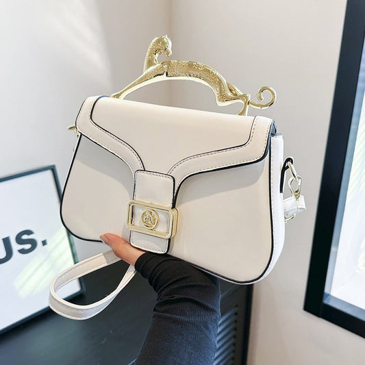 Women's High-grade Fashion All-match Shoulder Messenger Bag $45.00 Dana Fashion Color: Black Women's Bags Product information: Lining texture: Polyester Applicable scenario: Daily matching Color: gold, blue, black, white, orange, khaki, green, silver Oute