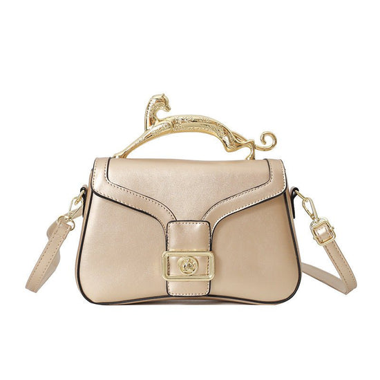 Women's High-grade Fashion All-match Shoulder Messenger Bag $45.00 Dana Fashion Color: Gold Women's Bags Product information: Lining texture: Polyester Applicable scenario: Daily matching Color: gold, blue, black, white, orange, khaki, green, silver Outer