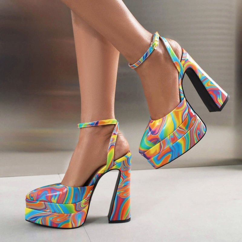 Women's High Heels Foreign Trade Leopard Color Waterproof Platform Pointed $82.36 Dana Fashion Color: Black Size: 35 Women's shoes Product information: Women's high heels foreign trade Leopard color waterproof platform Castor support shape: prompt Color: