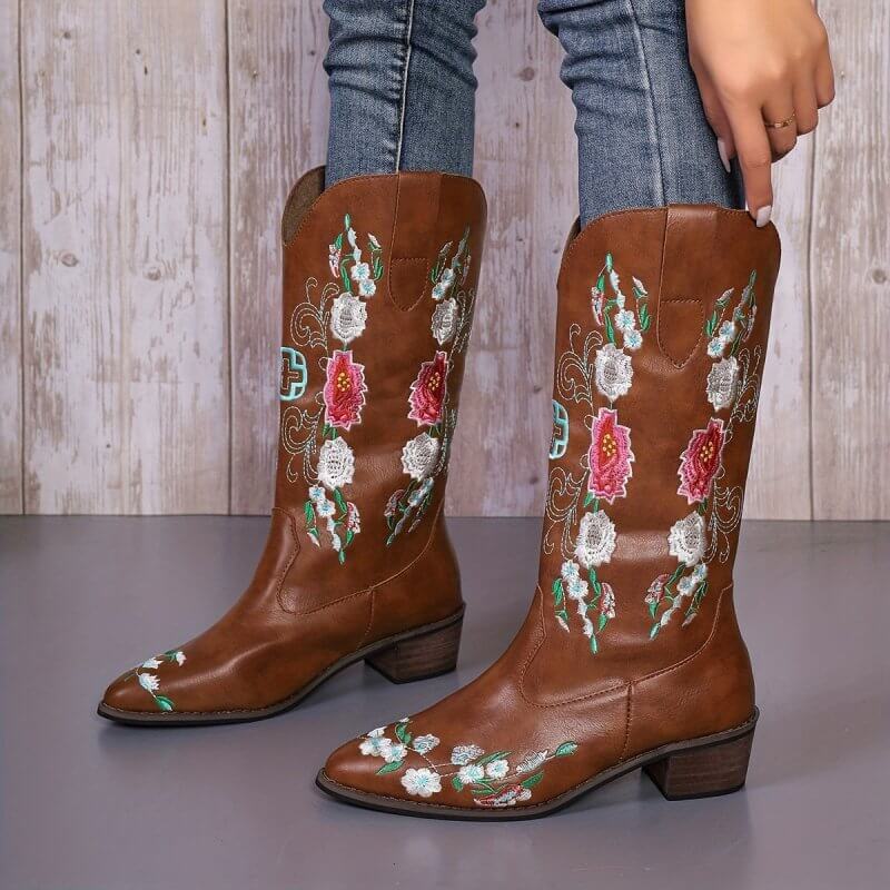 Women's High Mid Heel Sleeve Square Toe Boots $59.50 Dana Fashion Color: Black Size: 35 Women's shoes Product information: Pattern: Flowers Lining material: imitation leather Color: black, yellow, dark brown Heel height: mid heel (3-5CM) Sock length: mid-