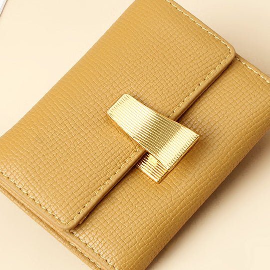 Women's High Sense Niche 70 Off Short Style Multiple Card Slots Multi-functional Leather Wallet $35.00 Dana Fashion Color: Yellow Women's Bags Product information: Lining texture: without lining Color: yellow, pink, orange, dark green, black, beige Image: