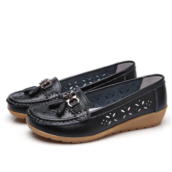 Women's Hollow Leather Shoes Soft Bottom Wedge Hole $34.90 Dana Fashion Color: Black Hollow Out Size: 35 Women's shoes Product information: Color: white hollow-out, black cutout, dark blue hollow, light blue hollow, orange hollow, wine red hollow, Red Hol