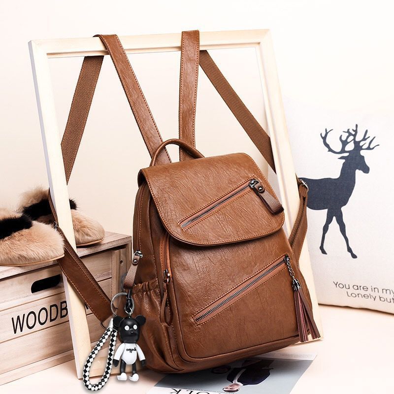 Women's Korean-style Fashionable Pu Soft Leather Casual Backpack $32.30 Dana Fashion Color: Black Women's Bags Product information: Lining texture: Polyester Applicable scenario: leisure travel Color: Black, Brown,, Black large, brown large size, Outer ba