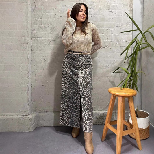 Women's Leopard Print Straight Ankle-length Skirt $59.00 Dana Fashion Color: Leopard Print Size: L Women's clothing Product information: Category: skirt Color: Leopard print Main fabric composition: Cotton Size: S,M,L Style: sexy style Note: 1. Asian size