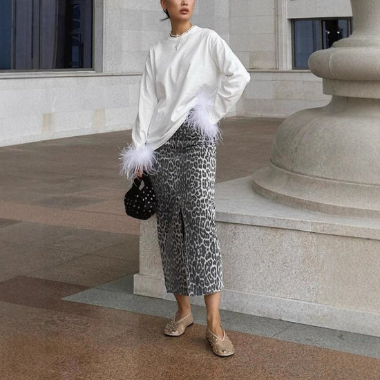 Women's Leopard Print Straight Ankle-length Skirt $59.00 Dana Fashion Color: Leopard Print Size: L Women's clothing Product information: Category: skirt Color: Leopard print Main fabric composition: Cotton Size: S,M,L Style: sexy style Note: 1. Asian size