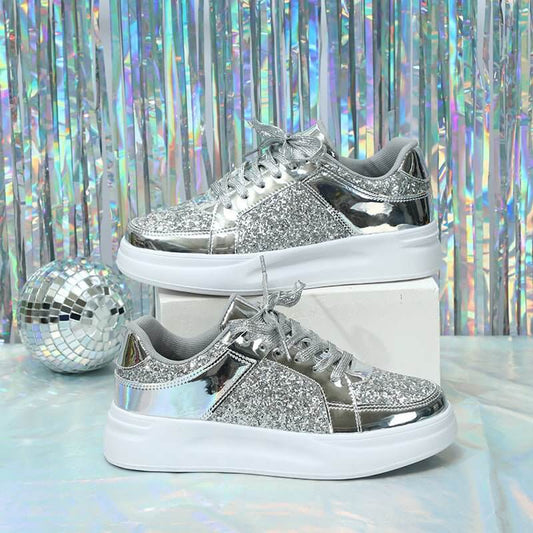 Women's Lightweight Outdoor Flat Shoes $46.50 Dana Fashion Color: Black size: 35 Women's shoes Product information: Pattern: solid color Color: shiny silver, pink, gold, black, rose gold Size: 35, 36, 37, 38, 39, 40, 41, 42, 43, 44, 45 Shoe Upper material