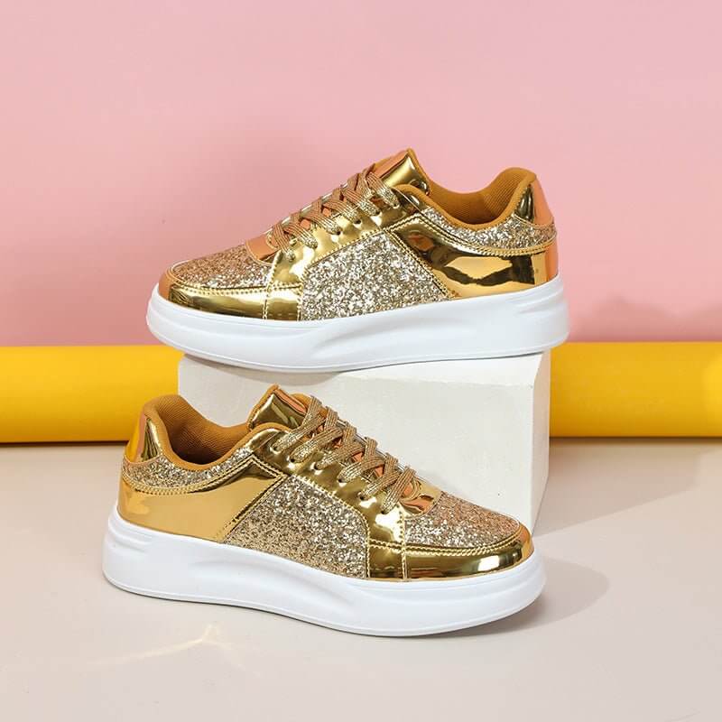 Women's Lightweight Outdoor Flat Shoes $46.50 Dana Fashion Color: Black size: 35 Women's shoes Product information: Pattern: solid color Color: shiny silver, pink, gold, black, rose gold Size: 35, 36, 37, 38, 39, 40, 41, 42, 43, 44, 45 Shoe Upper material