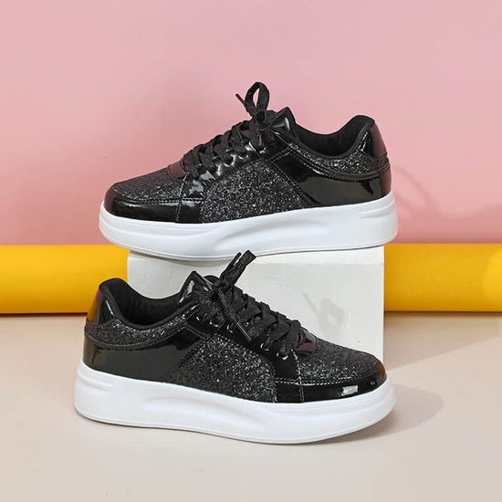 Women's Lightweight Outdoor Flat Shoes $46.50 Dana Fashion Color: Black size: 35 Women's shoes Product information: Pattern: solid color Color: shiny silver, pink, gold, black, rose gold Size: 35, 36, 37, 38, 39, 40, 41, 42, 43, 44, 45 Shoe Upper material
