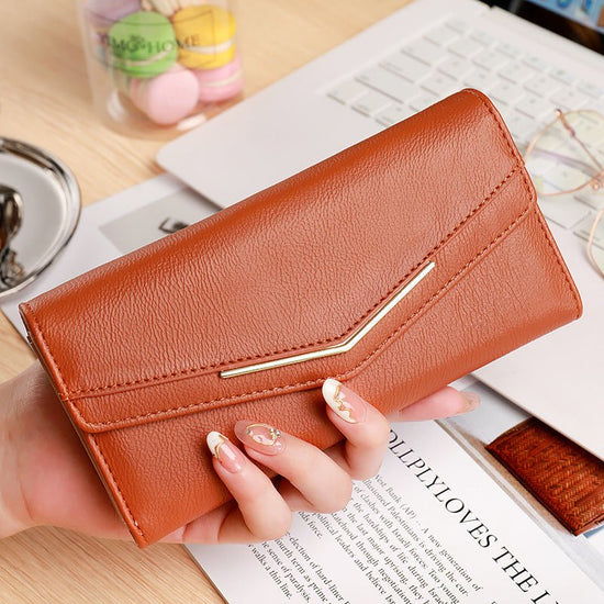 Women's Long Three-fold Stitching Fashion Multi-card-slot Leather Oil Wax Leather Large-capacity Wallet $23.81 Dana Fashion Color: Brown Women's Bags Product information: Pattern: solid color Color: black, gray, brown, green, red, pink Function: ultra-lig