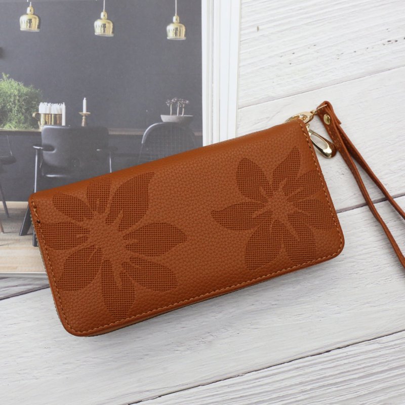 Women's Long Wallet Versatile Large Capacity $16.26 Dana Fashion Color: Brown Women's Bags Product information: Lining texture: Polyester Color: Black C079-131, red C079-131, rose C079-131, coffee C079-131, Highland C079-131, dark purple C079-131, Brown C