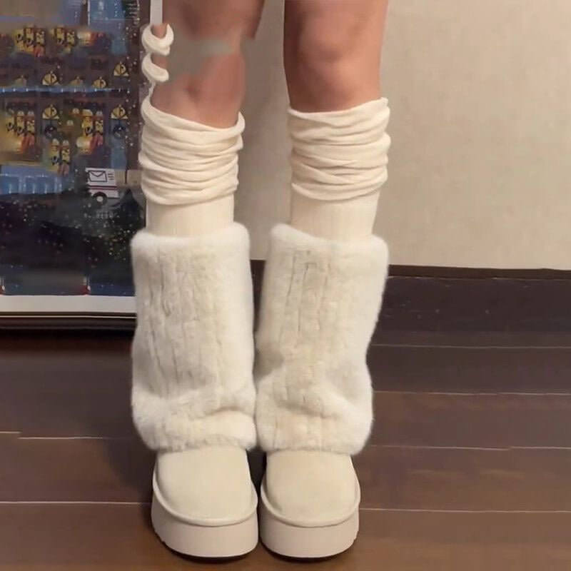 Women's Net Red Super Hot Thick Bottom And Warm Keeping Velvet Pants $39.50 Dana Fashion Color: Beige Size: 35 Women's shoes Product information: Pattern: solid color Lining material: artificial plush Color: brown, beige Heel height: mid heel (3-5CM) Leng