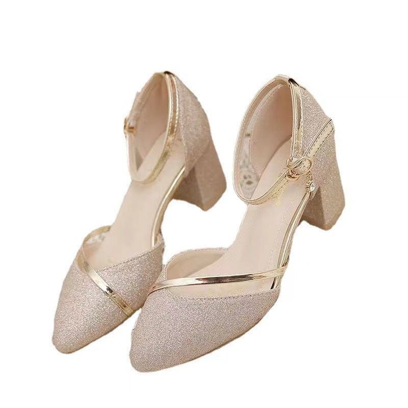 Women's New Fashion Sandals With Buckle $39.50 Dana Fashion Color: Black Size: 35 Women's shoes Product information: Scaffold shape: round head Color: black, silver, gold Shoe top material: PU Size: 35.36, 37.38, 39.40, 41.42 Style: Korean style Heel heig