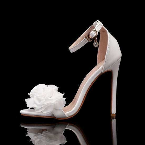 Women's Plus Size Strap Chunky Heel High Heel Sandals $70.99 Dana Fashion Color: Stiletto Heel 11cm Size: 35 Women's shoes Product information: Color: thick heel 7cm, stiletto heel 11cm, stiletto heel 11cm butterfly Heel height: super high heel (above 8CM